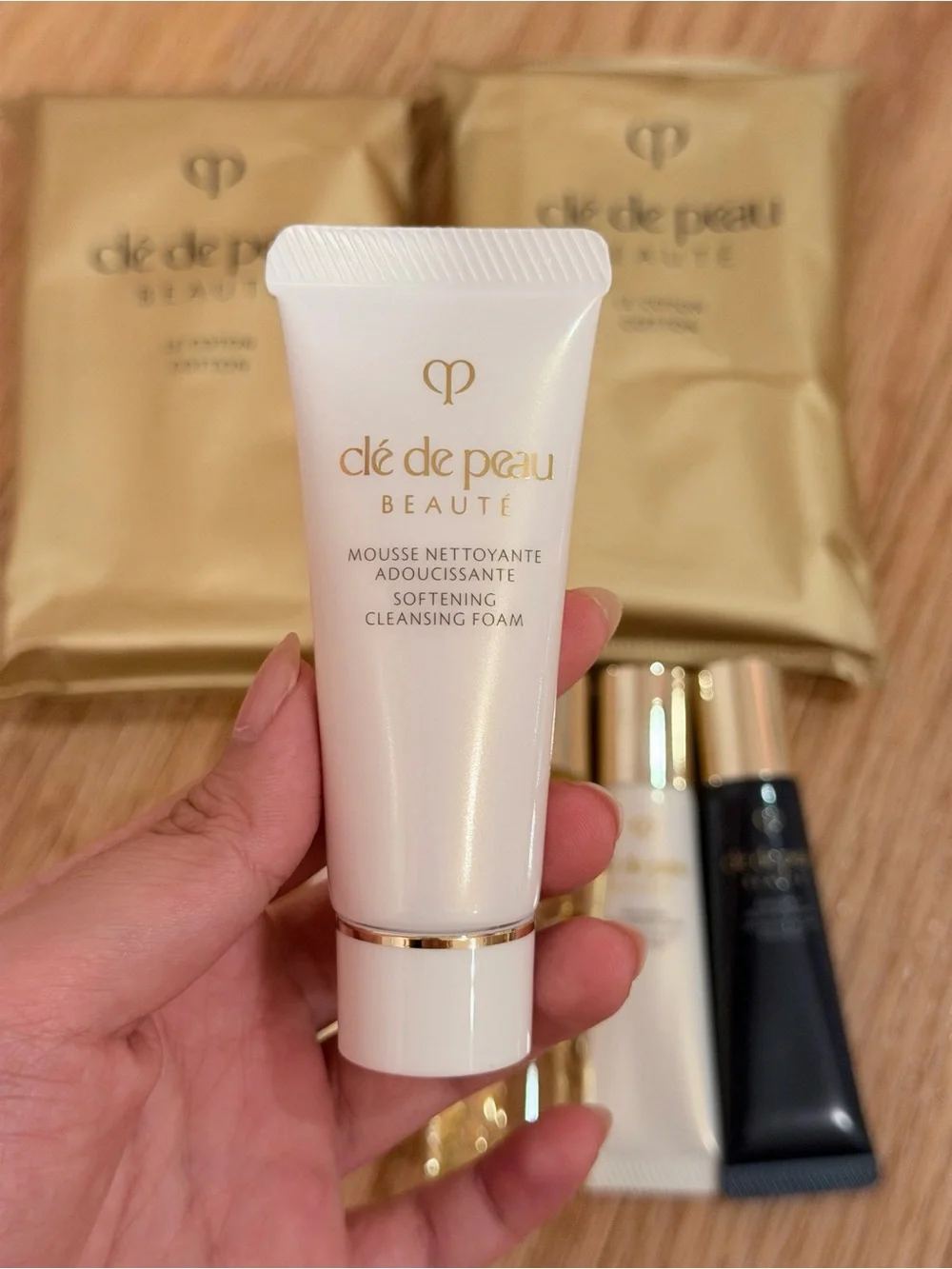 Cle De Peau Skincare Set - Travel Size